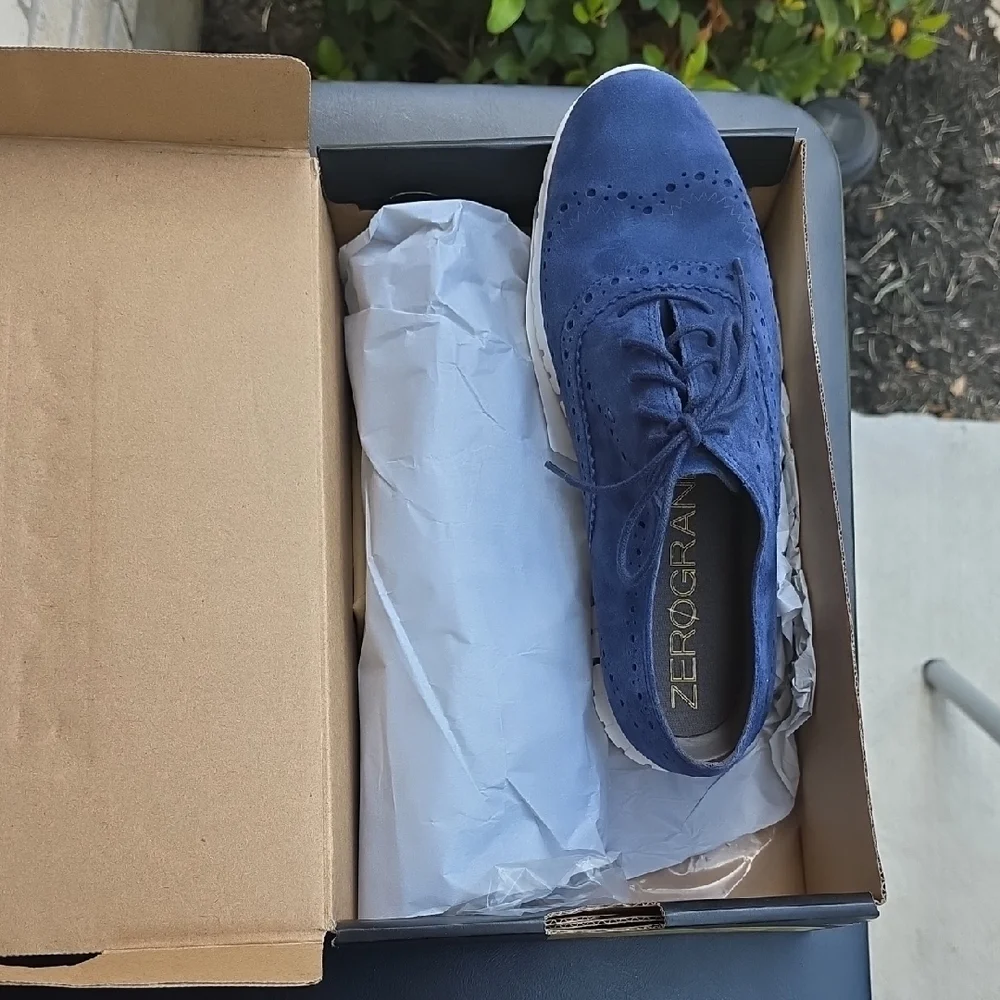 Men’s Navy Suede Wingtip Oxford